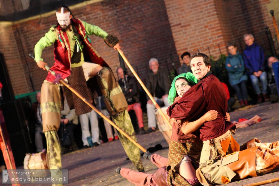 2011-07-01 Theatre Taller de Colombia - Exodus (Deventer Op Stelten) 010